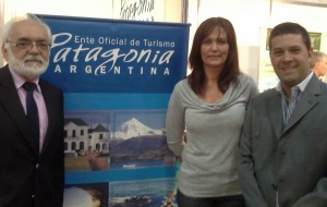 Mart�n Bulos, Secretario de Turismo de Santa Fe; Miriam Capasso, Secretaria Ejecutiva del Ente Patagonia Argentina; Mat�as Sket, Secretario de Pol�tic